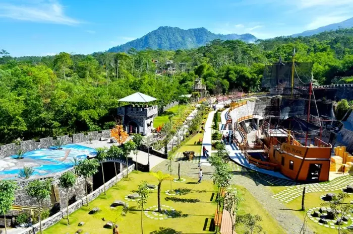 The Lost World Castle, Adventure Amidst the Amazing Natural Beauty in Sleman